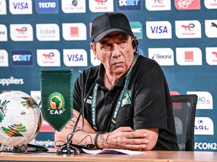 jad20240124-conf-civ-demission-coach-gasset